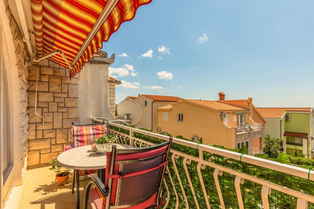 Apartments Daniela Makarska Exterior photo
