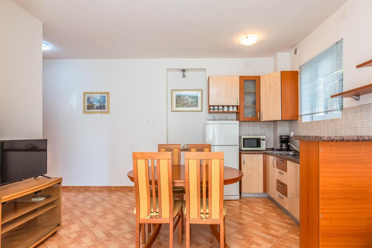 Apartments Daniela Makarska Exterior photo