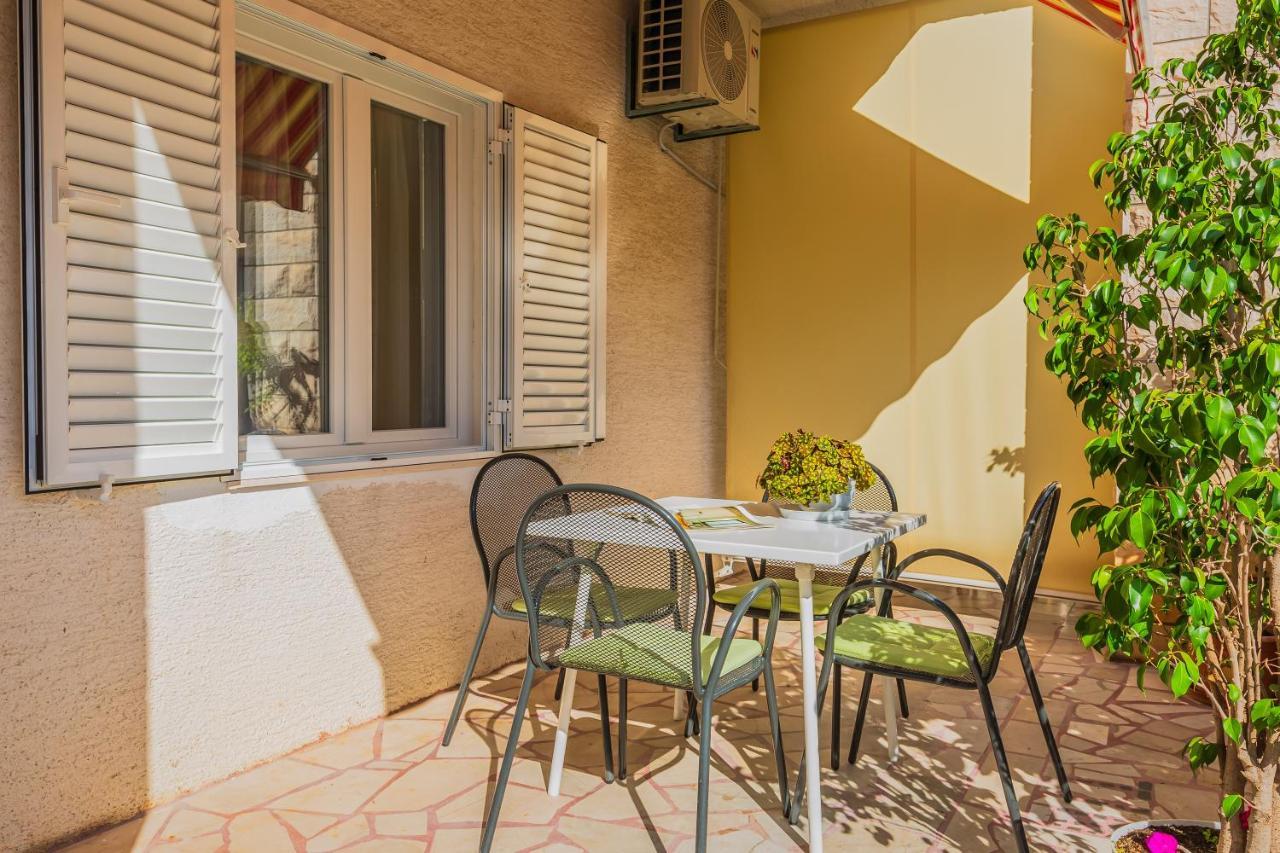 Apartments Daniela Makarska Exterior photo