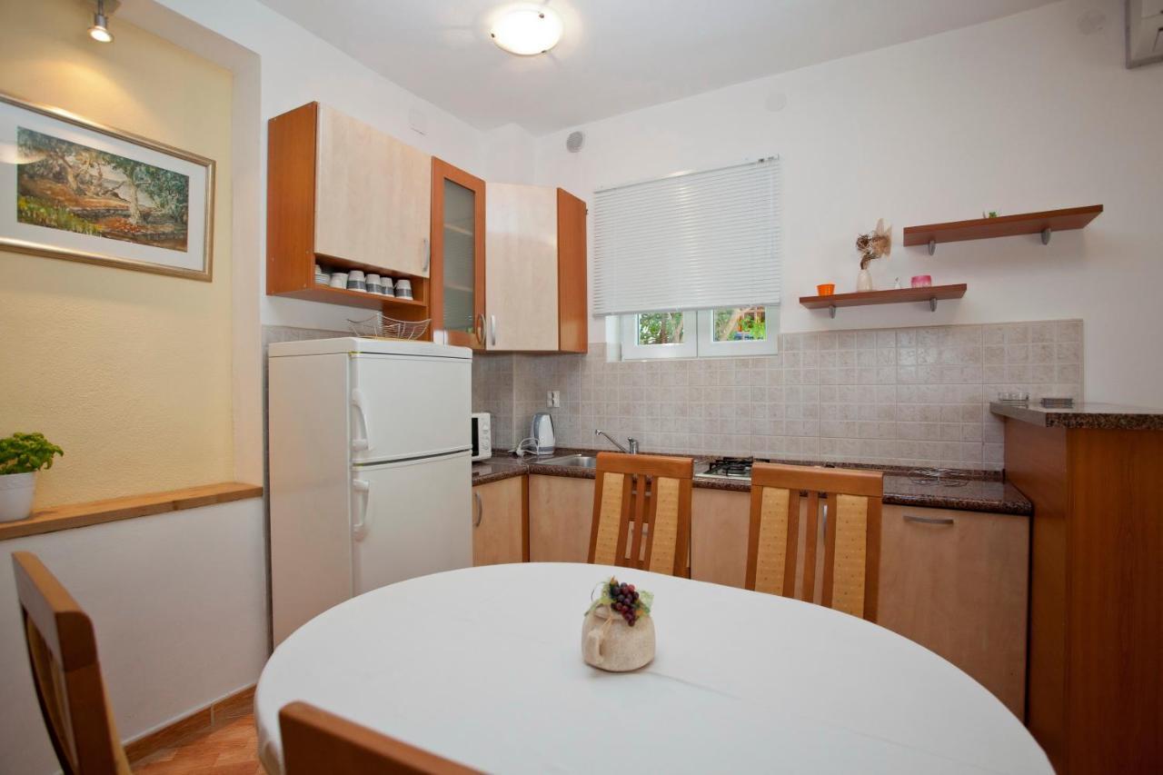 Apartments Daniela Makarska Exterior photo